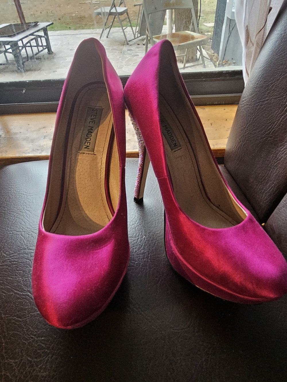 Steve Madden Fuchsia Velvet High Heel Pumps